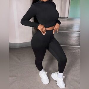 High-Waisted Leggings + Long-sleeve crop top set